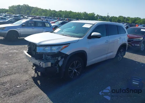 2018 Toyota Highlander Le из США, поврежденный, VIN 5TDBZRFH4JS840443